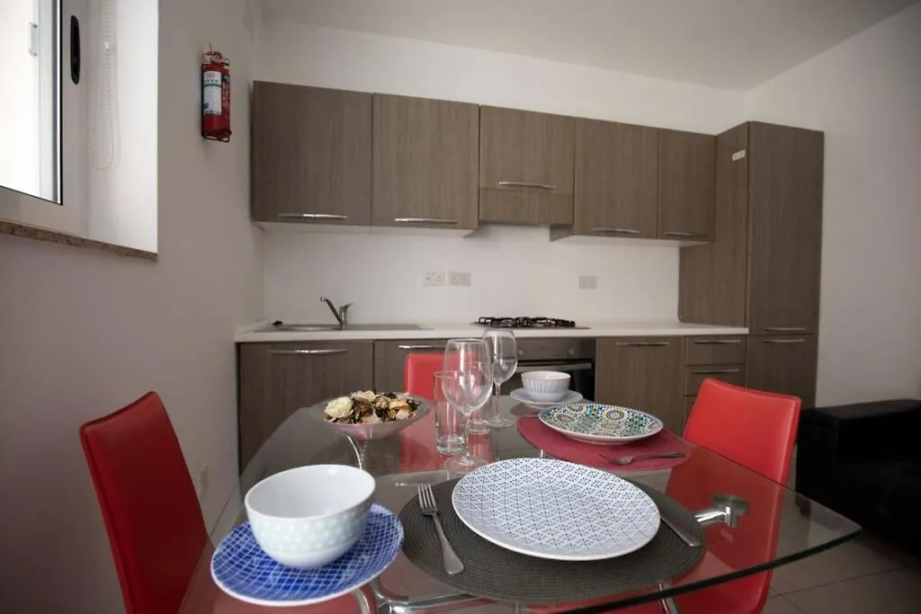 Sliema Strand 7 Apartment